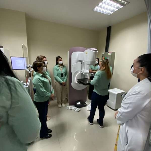 Novos equipamentos de mamografia são inaugurados nos hospitais Yutaka Takeda e Cinco de Outubro