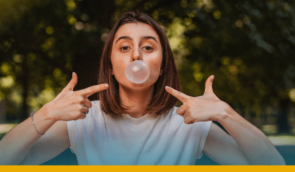 Os 7 hábitos do dia a dia que estão destruindo seus dentes, e ninguém te conta
